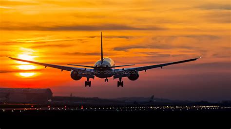 Boeing 777 Landing In The Sunset At Lhr | Free Download Nude Photo Gallery