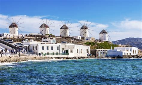 How to see the windmills on Mykonos