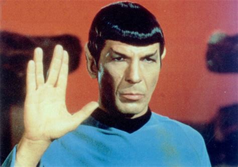 Spock's Vulcan salute as greeting reportedly spreads to Congress - CNET