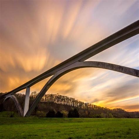 Sunset along the Natchez Trace Parkway Double-Arched Bridge in Franklin ...