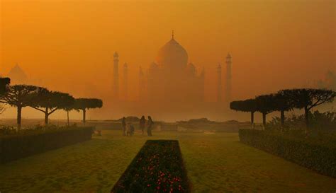 Taj Mahal Garden