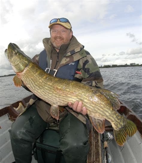 Lovely Ennell pike on the line | Fishing in Ireland - Catch the unexpected