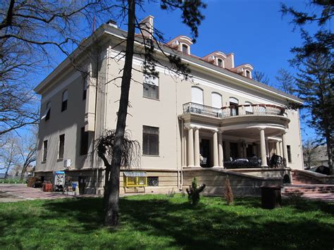 Neuhausen Castle - Film in Serbia