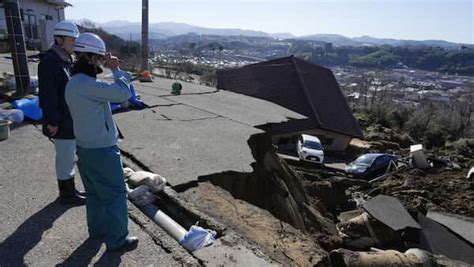 What caused the latest tsunami in Japan? Why is the country so prone to earthquakes? | SBS News