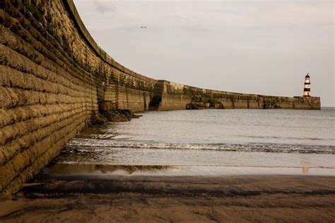 Seaham lighthouse. Harbour. | Tyne and wear, Londonderry, Lighthouse