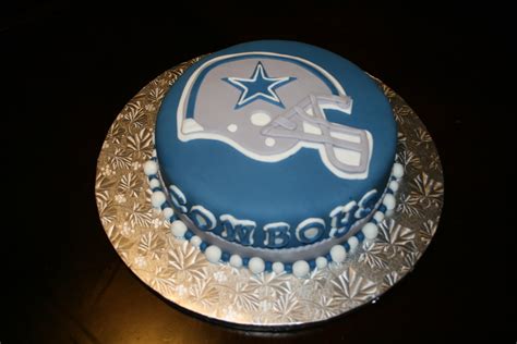 Dallas Cowboys Grooms Cake - CakeCentral.com