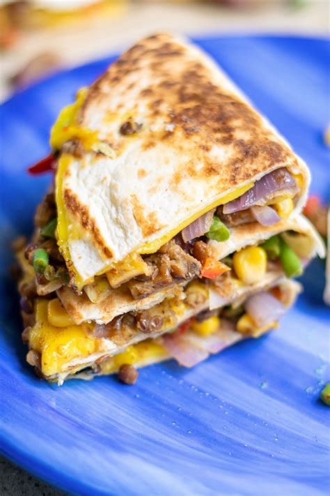 Vegan Quesadilla | Veggie-Stuffed | Delicious Everyday