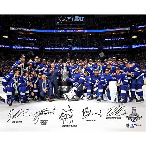 Tampa Bay Lightning 2021 Stanley Cup Champions Autographed 16" x 20" On ...