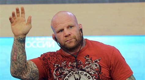 UAWire - American MMA fighter Jeff Monson receives passport of self ...