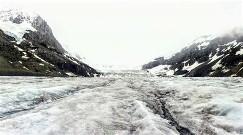 Athabasca Glacier hiking ttour | Best way see glacier Icefields Parkway