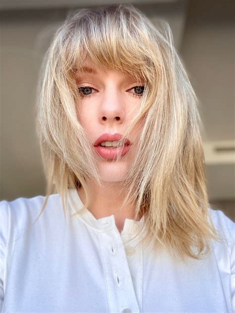 Taylor Swift - Social Media 11/26/2019 • CelebMafia