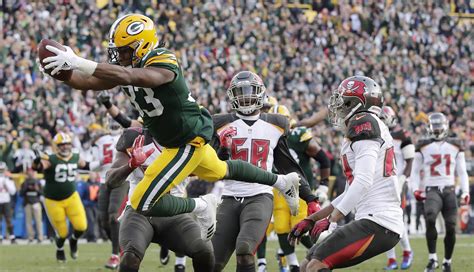 Packers vs. Buccaneers preview: 10 things to know about Week 6