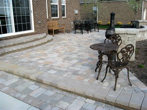 16 Awesome Raised Paver Patio Ideas Will Turn Your Outdoor Living Space into a Work of Art ...