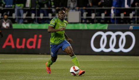 Seattle Sounders: Obafemi Martins leaving for Chinese club - Sports ...