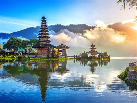 Bali will not reopen to tourists until 2021