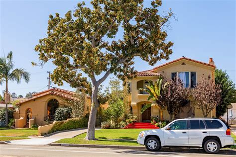 Bixby Knolls, Long Beach CA - Neighborhood Guide | Trulia