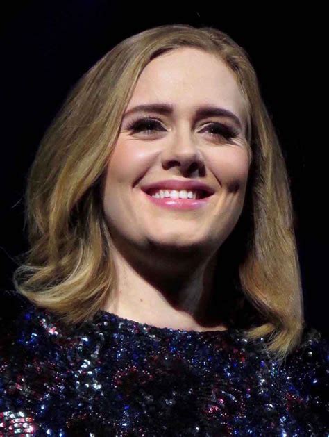 Adele Biography - Age, Husband, Songs, Net Worth, Awards etc.