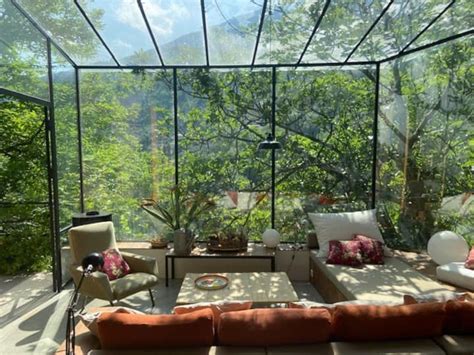 Suspended house in nature - Airbnb | House in nature, Dream home design ...