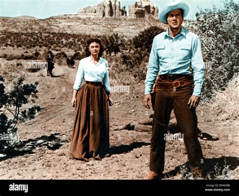 DONNA REED & ROCK HUDSON GUN FURY (1953 Stock Photo: 30967787 - Alamy