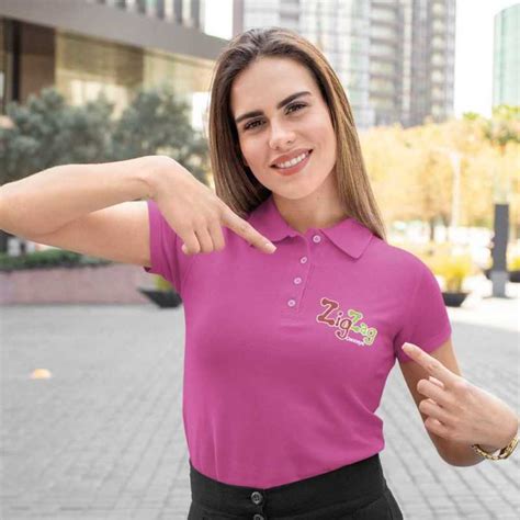 Women's polo shirt in organic cotton to personalize