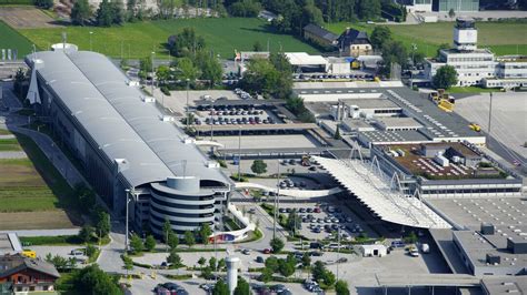 Parking lot Salzburg Airport : salzburg.info