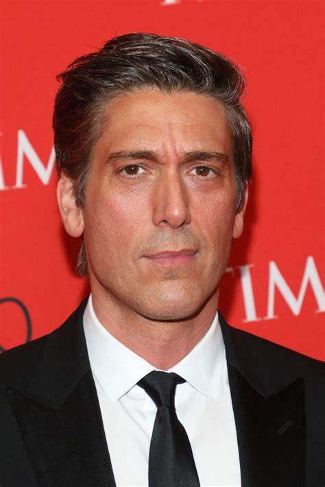 David Muir - ABC News/ GMA, Bio | David muir, Abc photo, Muir