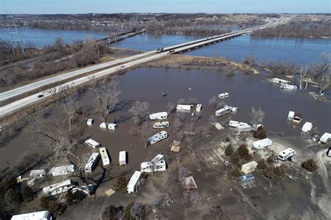 Parson declares state of emergency in response to flooding