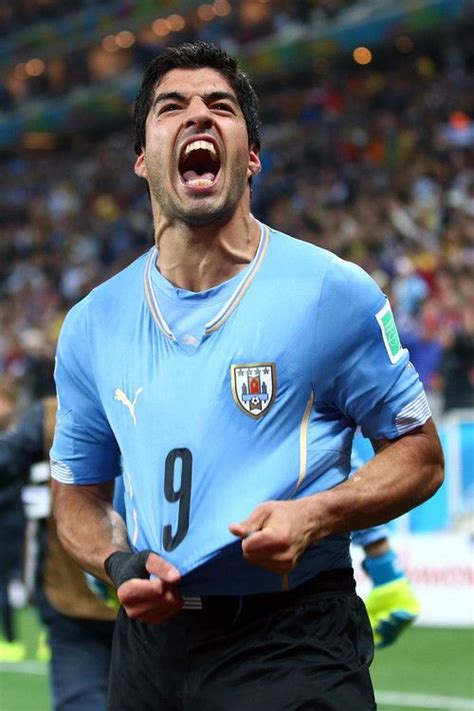 Grande Luis Suárez!!! meterle 2 goles a Inglaterra en el Mundial Brasil ...