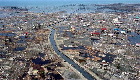 PHOTOS. Tsunami en Asie du sud-est: la métamorphose de la province d ...