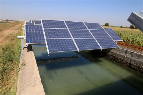 Solar Powered Irrigation Pump; Easy Installation (200 Meters Depth Capacity) - Arad Branding