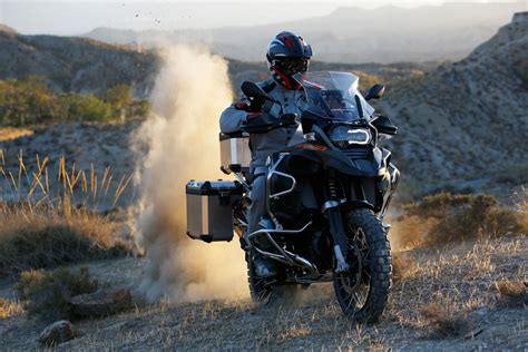 BMW Releases New R1200GS Adventure – Expedition Portal