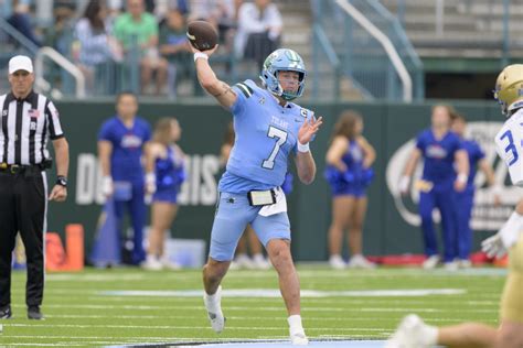 No. 17 Tulane QB Michael Pratt heads home to face FAU, which will try ...