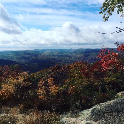 Hudson Valley Fall Foliage Weekend - Two Traveling Texans