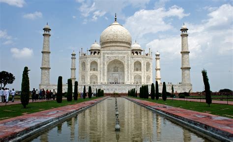 Taj Mahal | The classic postcard shot. After the rains had s… | Flickr