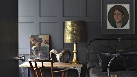 Experts reveal why you should paint your bedroom black | Homes & Gardens