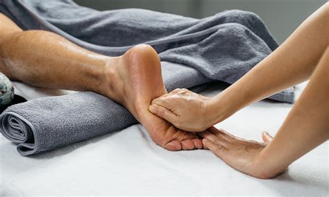 Foot Massage Techniques From Ah To Zzz | Footfiles