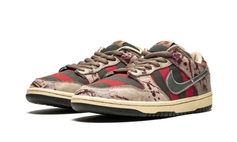 Nike SB Dunk Low What The vs Nike SB Dunk Low Freddy Krueger - SBD