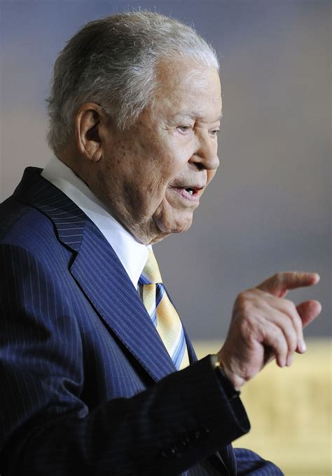 Edward Brooke, 1st black elected US senator, dies | 13wmaz.com