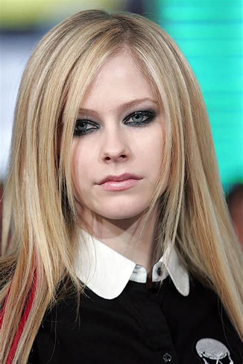 Avril Lavigne 2000S Aesthetic : Image About Pink In Ur So Sc3n3 Rawr X ...