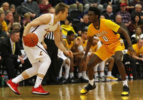 Scouting the 2020-21 Valparaiso men's basketball team