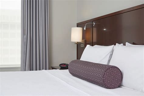 Luxury Hotel Rooms in Atlanta | Standard Rooms | Georgian Terrace