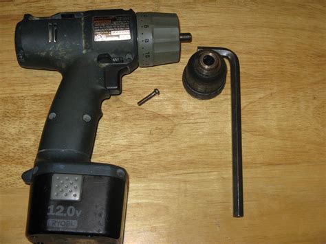 Drill Chuck Replacement : 7 Steps (with Pictures) - Instructables