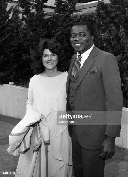 196 Yaphet Kotto Photos & High Res Pictures - Getty Images