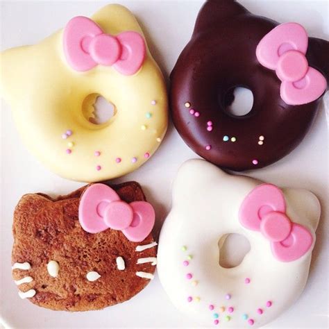 Hello Kitty donuts ️ | Hello kitty friends, Desserts, Cherry blossom girl