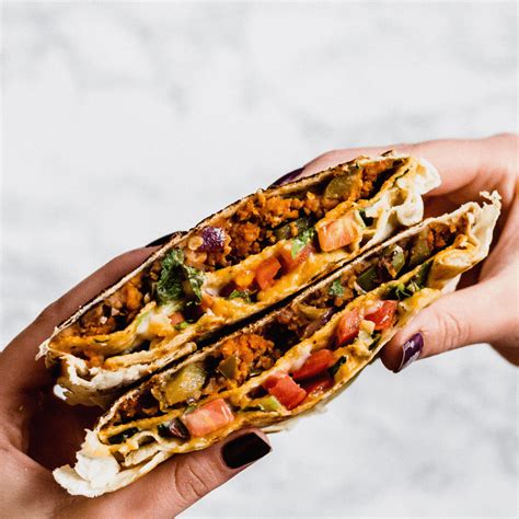 Vegan Crunchwrap Supreme (gluten-free option) – Emilie Eats