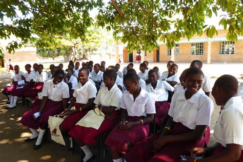 Karonga Girls' Secondary School – Mamie Martin Fund