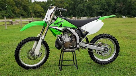 Review of 2005 Kawasaki KX250 Two Stroke - YouTube