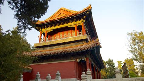 Jingshan Park, CN holiday accommodation from AU$ 44/night | Stayz