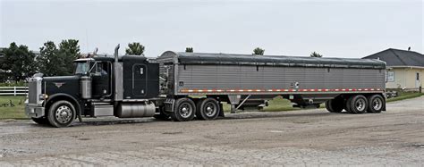 What is That? Semi Trucks & Grain Trailers - DeKalb County Farm Bureau Connections