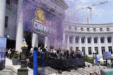 Thousands celebrate NBA champion Nuggets at parade | The Manila Times